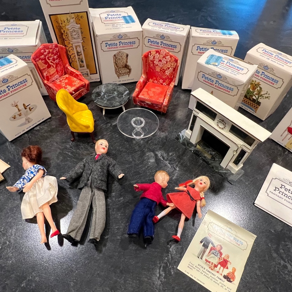 Petite Princess Fantasy Furniture